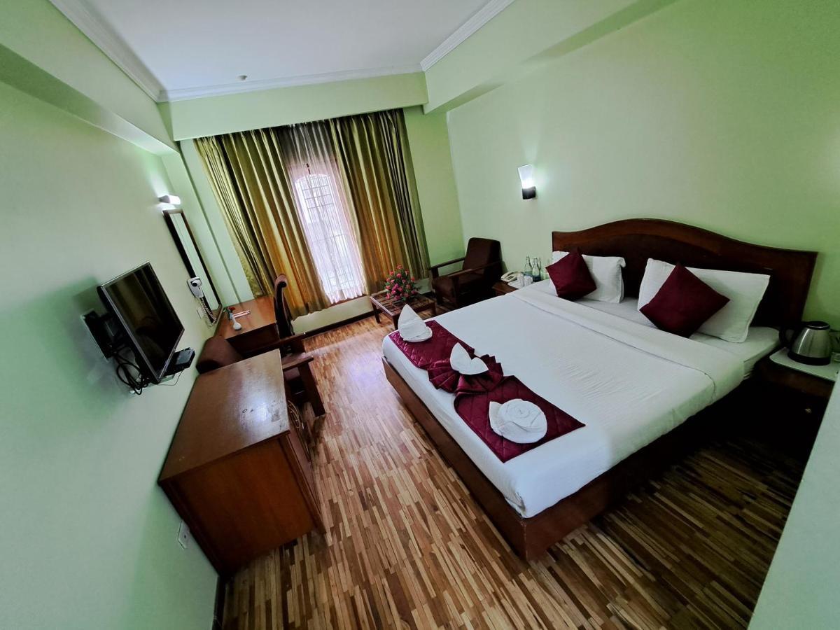 Hotel Preethi Classic Towers Ooty Exterior photo