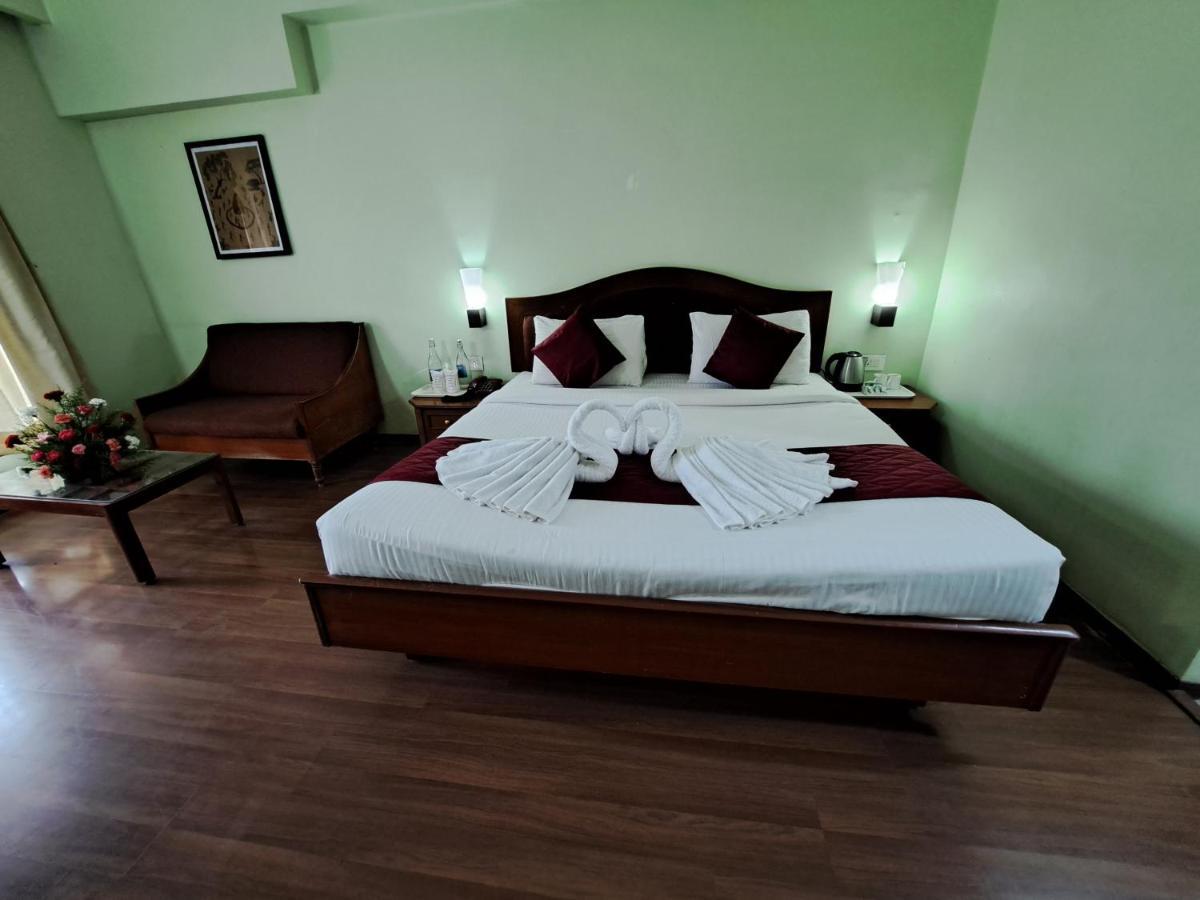 Hotel Preethi Classic Towers Ooty Exterior photo