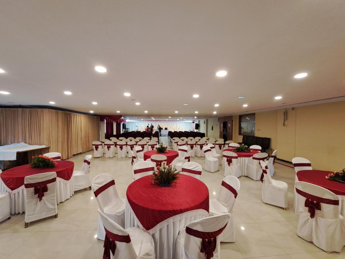 Hotel Preethi Classic Towers Ooty Exterior photo
