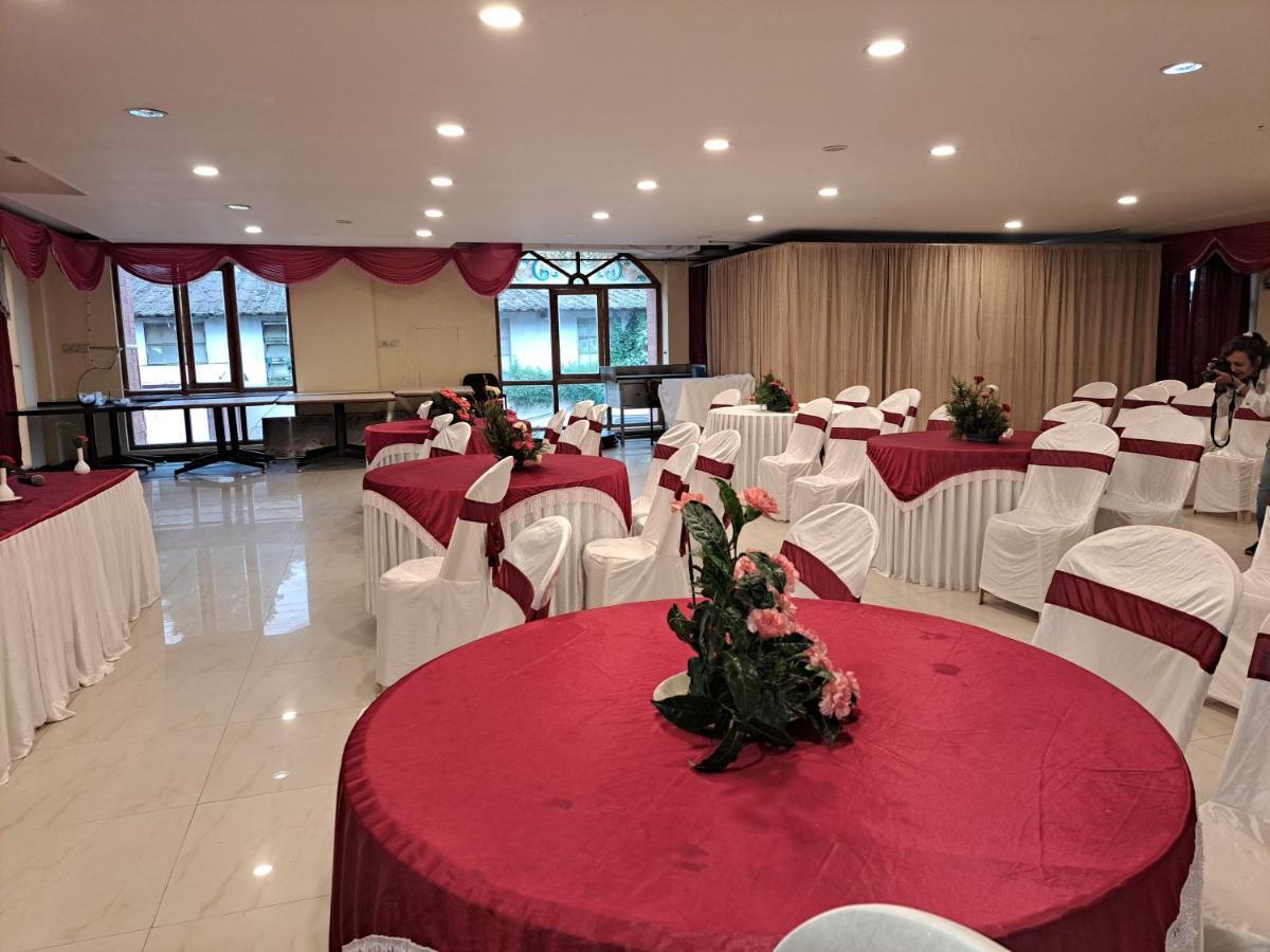 Hotel Preethi Classic Towers Ooty Exterior photo