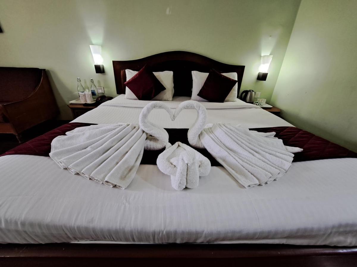 Hotel Preethi Classic Towers Ooty Exterior photo