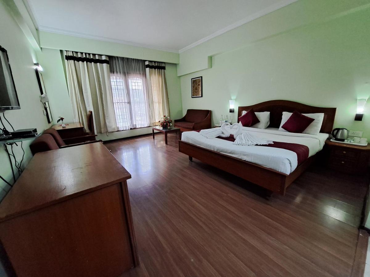 Hotel Preethi Classic Towers Ooty Exterior photo