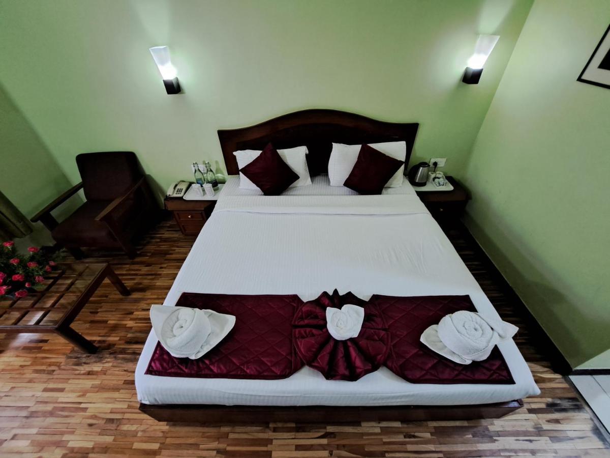 Hotel Preethi Classic Towers Ooty Exterior photo