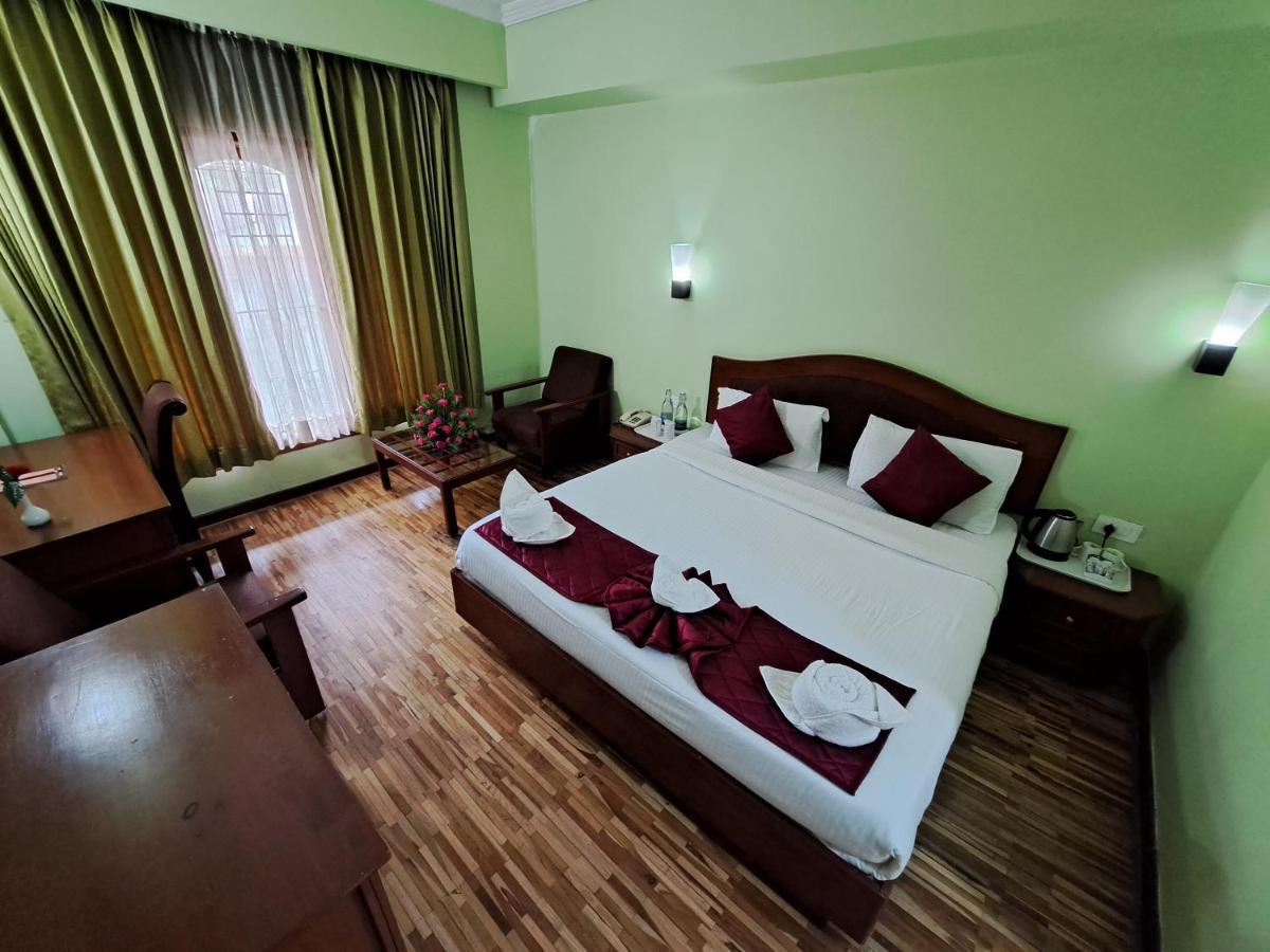 Hotel Preethi Classic Towers Ooty Exterior photo